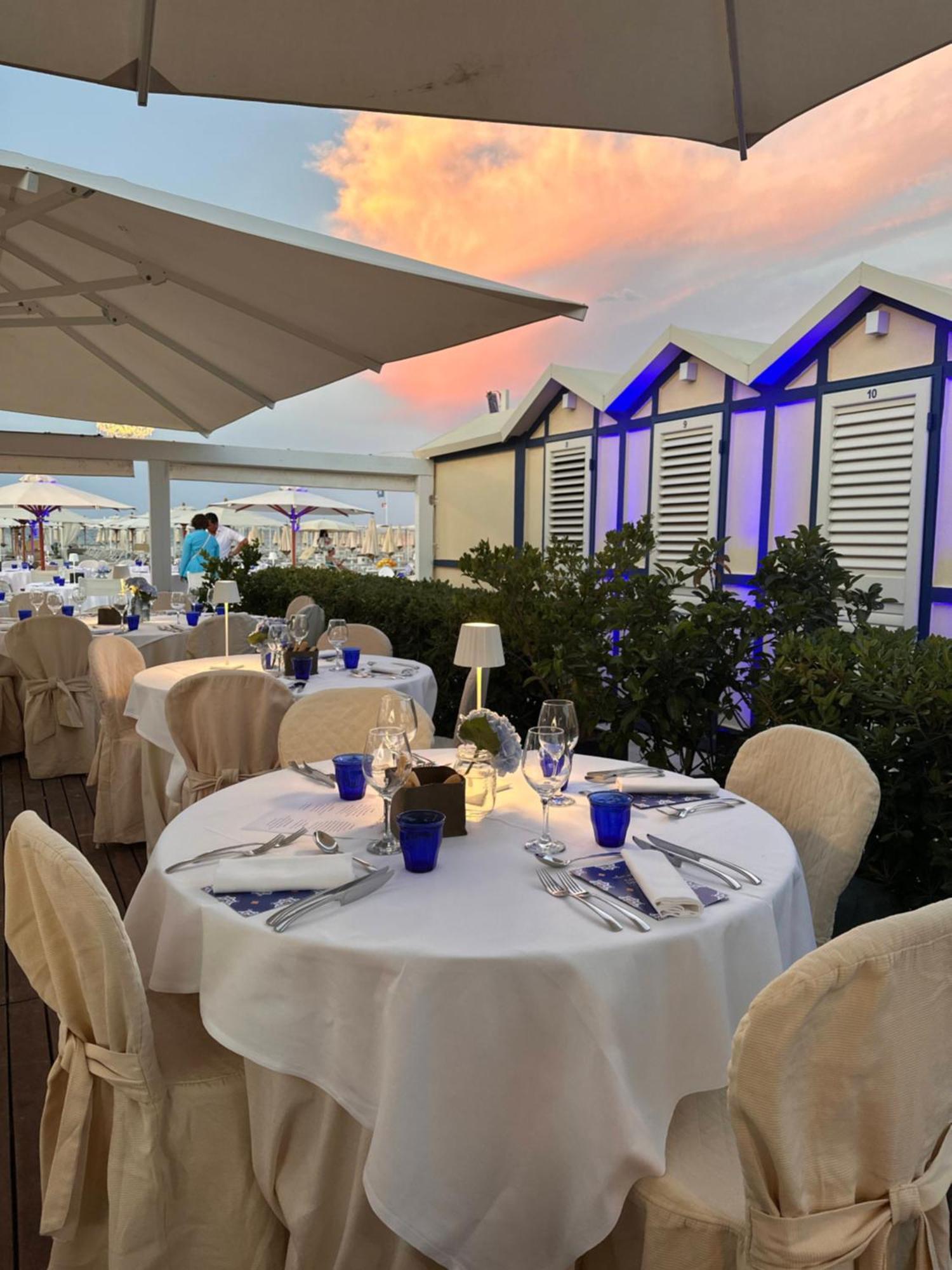 Hotel Maestrale Riccione Exterior photo